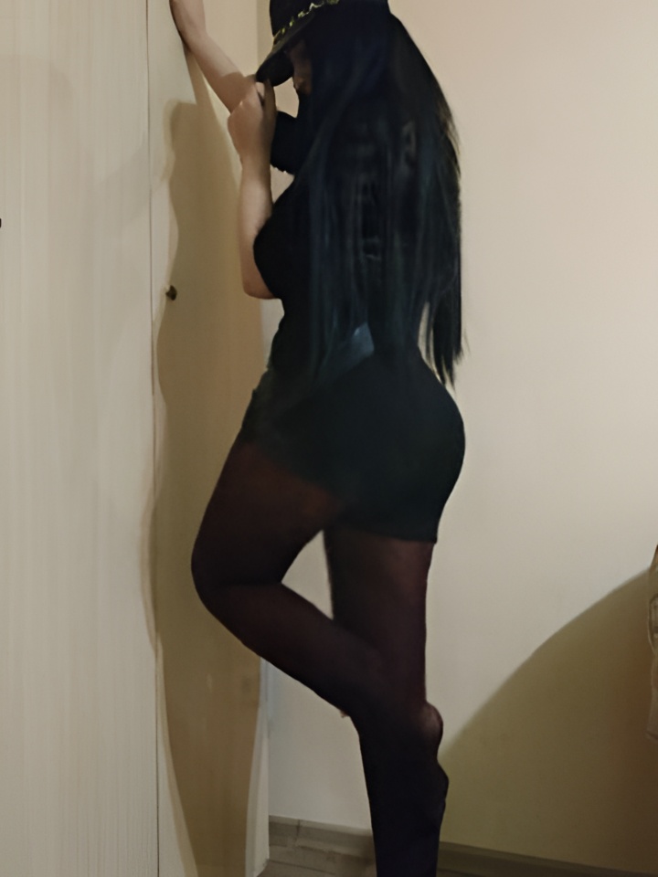 Алиса привлекательная девушка из Красноуфимска цена от 2500 руб