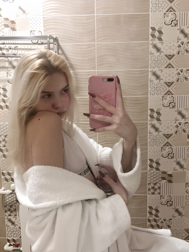 Дарья привлекательная девушка из Красноуфимска цена от 4000 руб