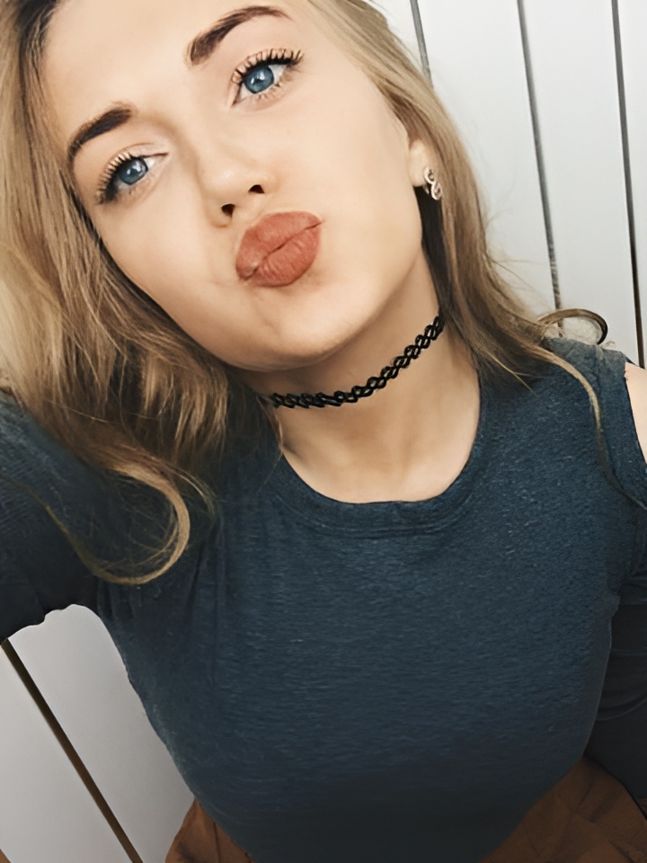 Индивидуалка Юна, доступна для личного знакомства от 3000 руб